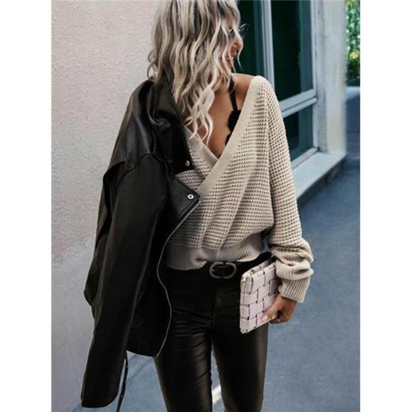 Relaxed Knit Overlap Sweater - Picture 2 of 4